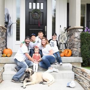 Meet your Posher, Cara